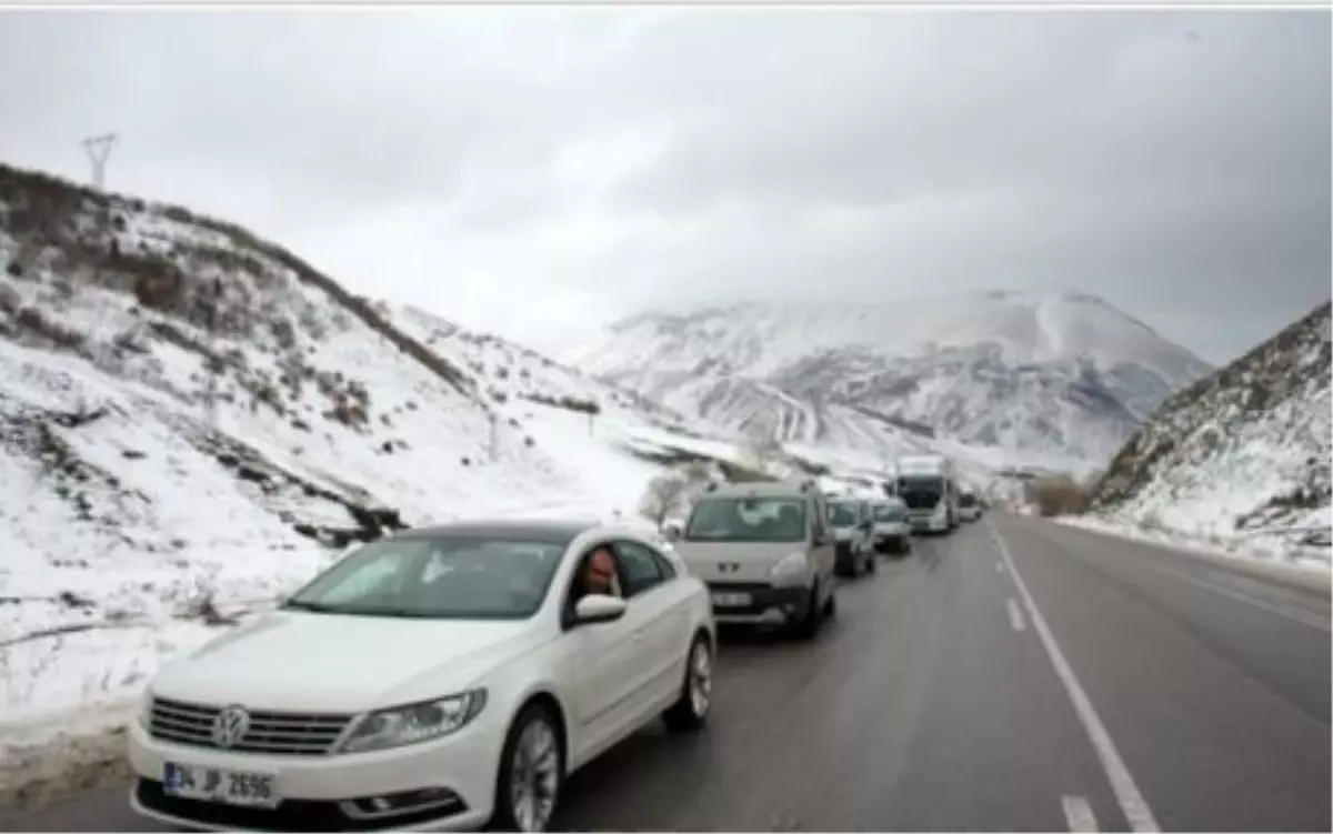 Erzurum-Bayburt Karayolu Ulaşıma Açıldı