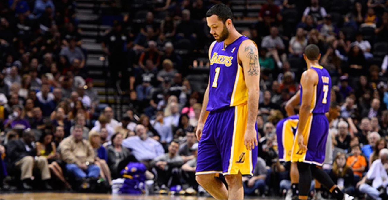 Lakers, Minnesota Deplasmanında Dağıldı