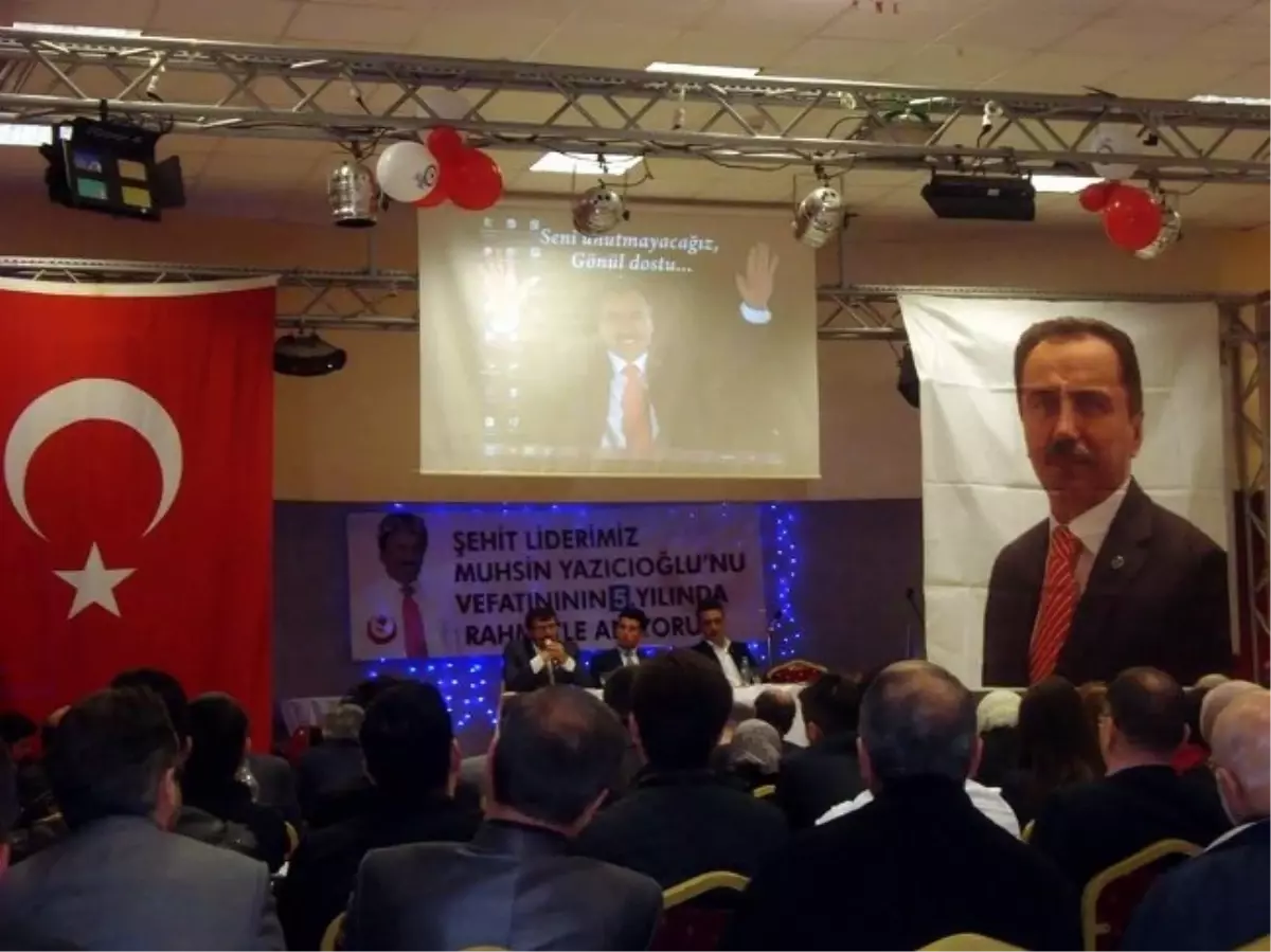 Muhsin Yazıcıoğlu, Aydın\'da Konferansla Anıldı