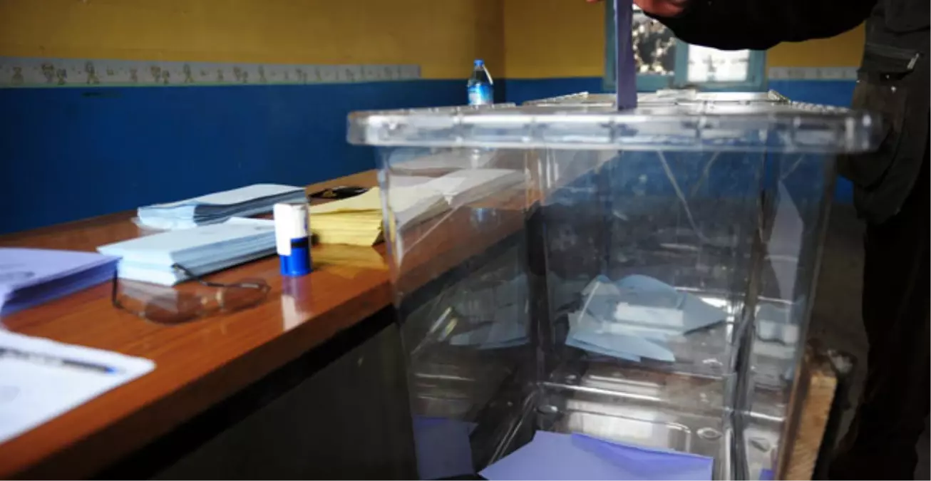 Tüm Türkiye\'de Oy Verme İşlemi Sona Erdi