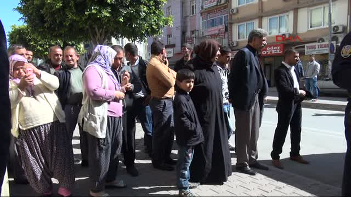 Adana\'da Aranan 350 Kişi Sandık Başında Yakalandı