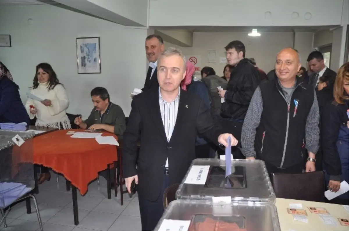 AK Parti Zonguldak Adayı Bektaş Oyunu Kullandı