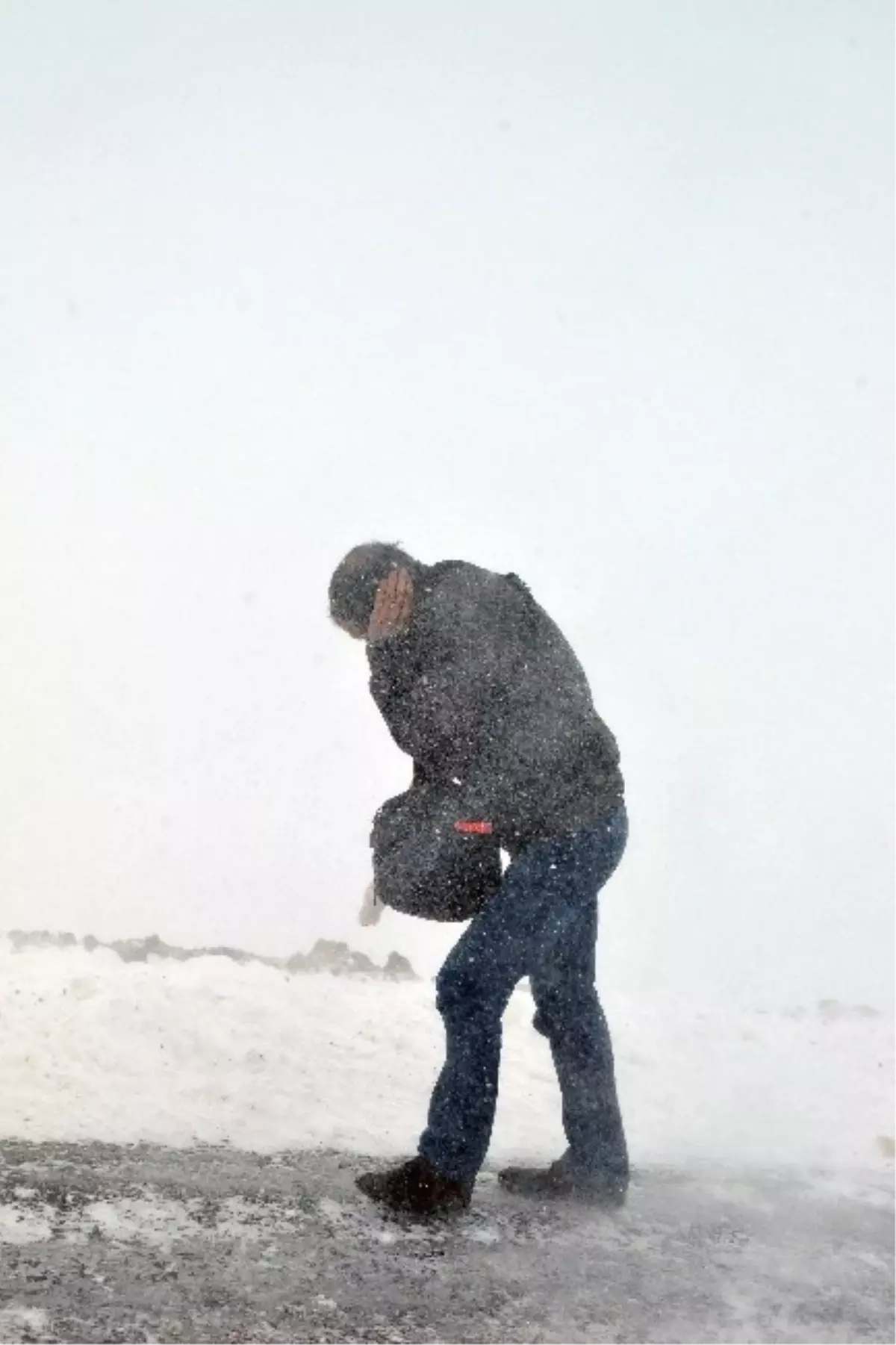 Kostan Dağı Geçit Vermiyor