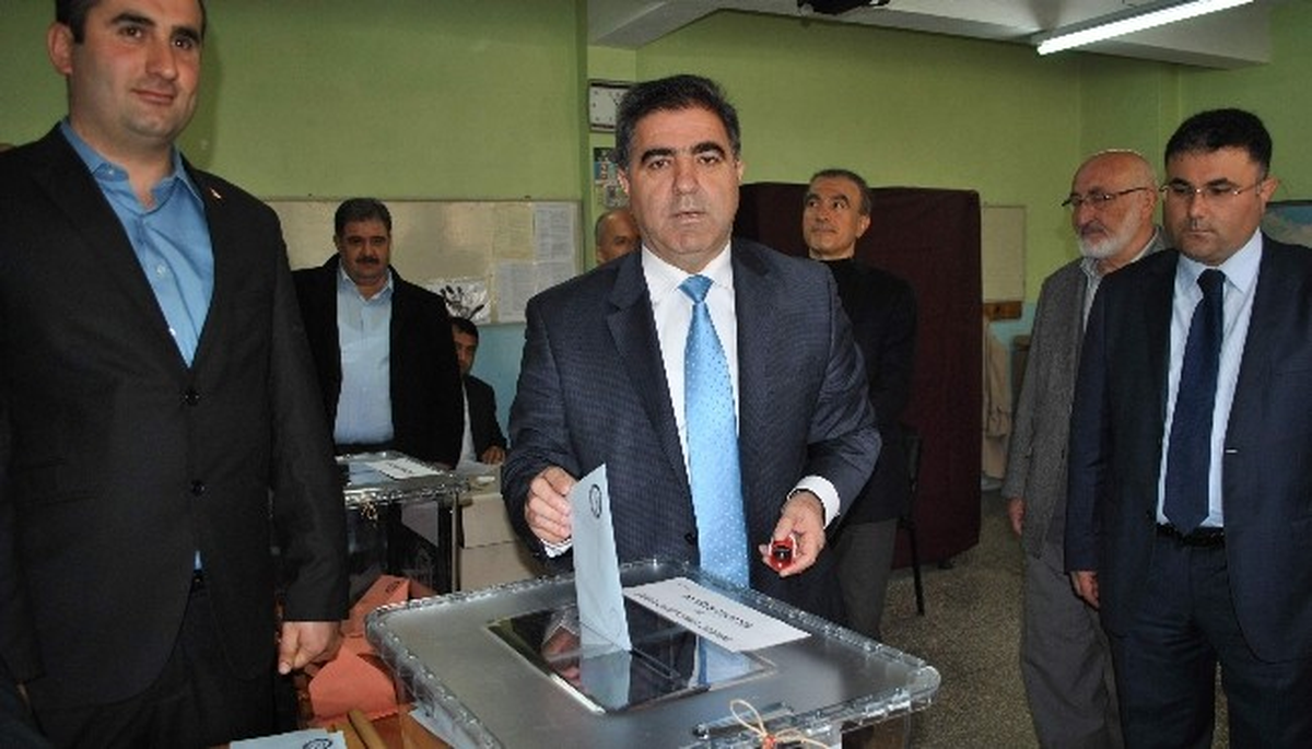 AK Parti Amasya\'da Üçledi