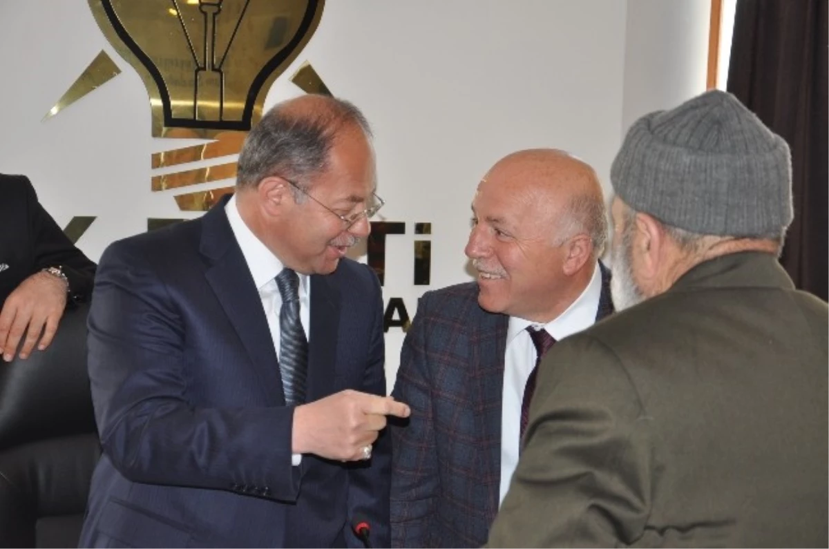 AK Parti Erzurum İl Başkanlığında Seçim Sonucu Değerlendirme Toplantısı