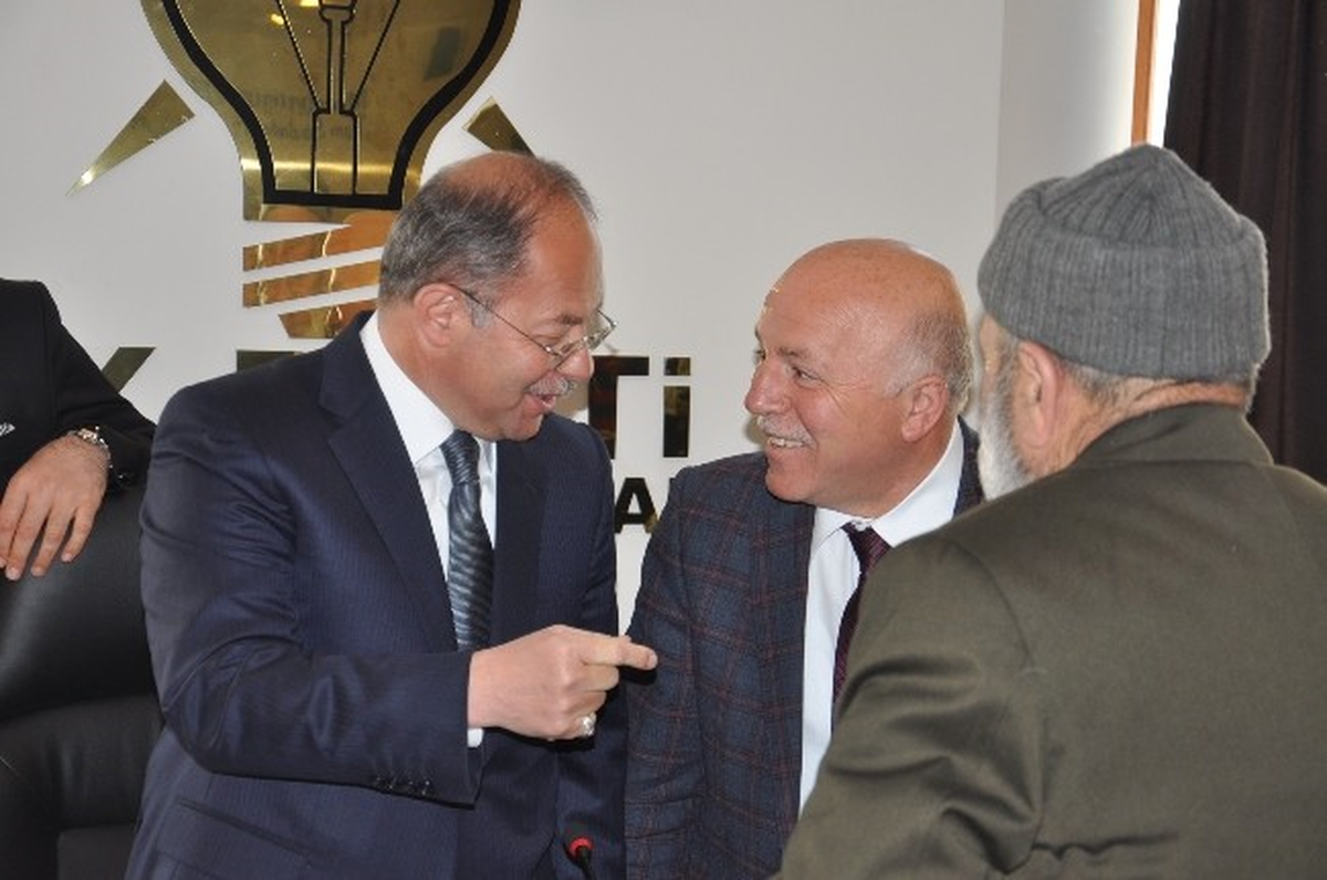 AK Parti Erzurum İl Başkanlığında Seçim Sonucu Değerlendirme Toplantısı
