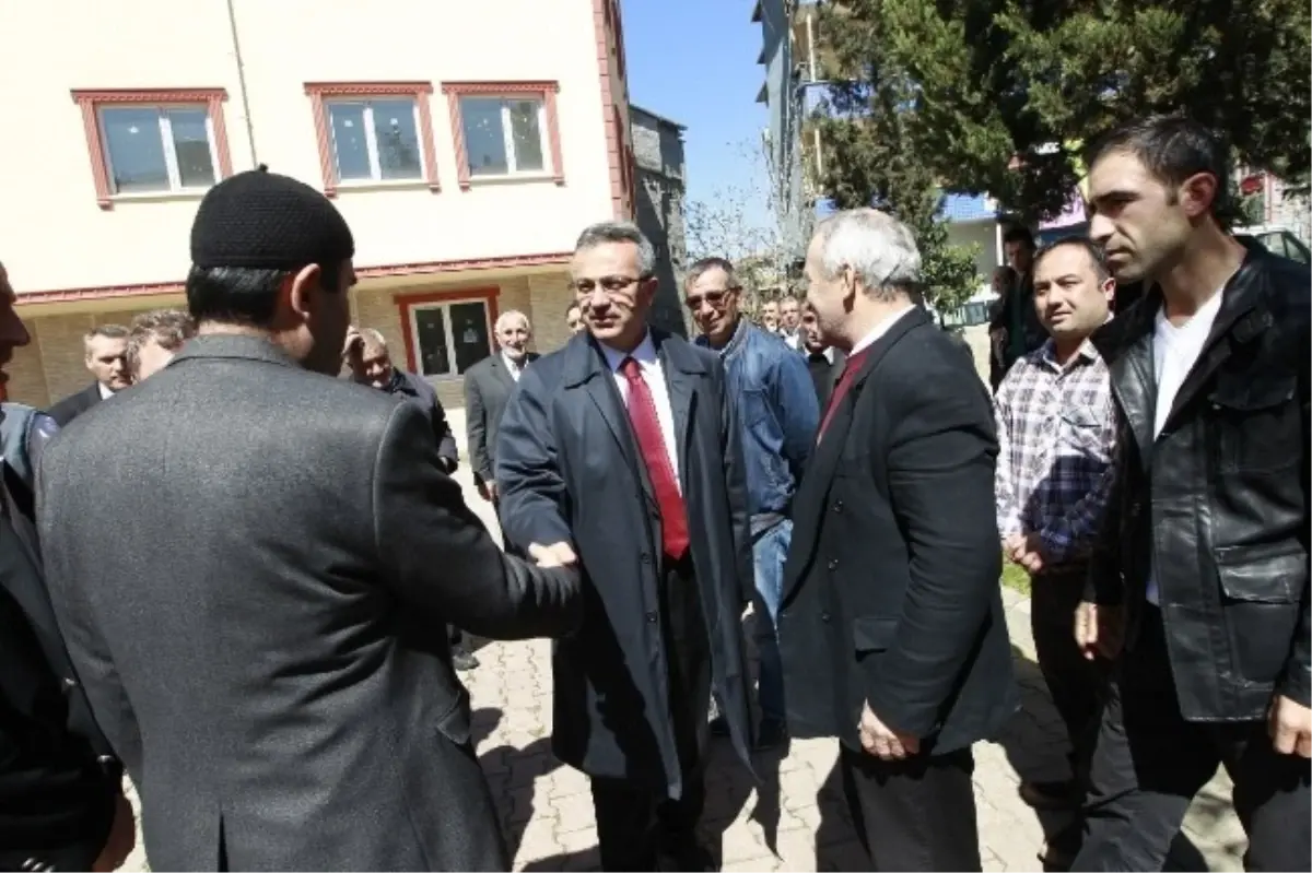 Başkan Köşker Arapçeşme Mahallesini Ziyaret Etti