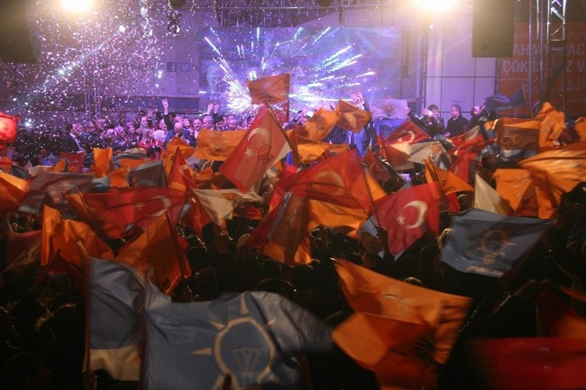 Bursa\'da AK Parti Coşkusu