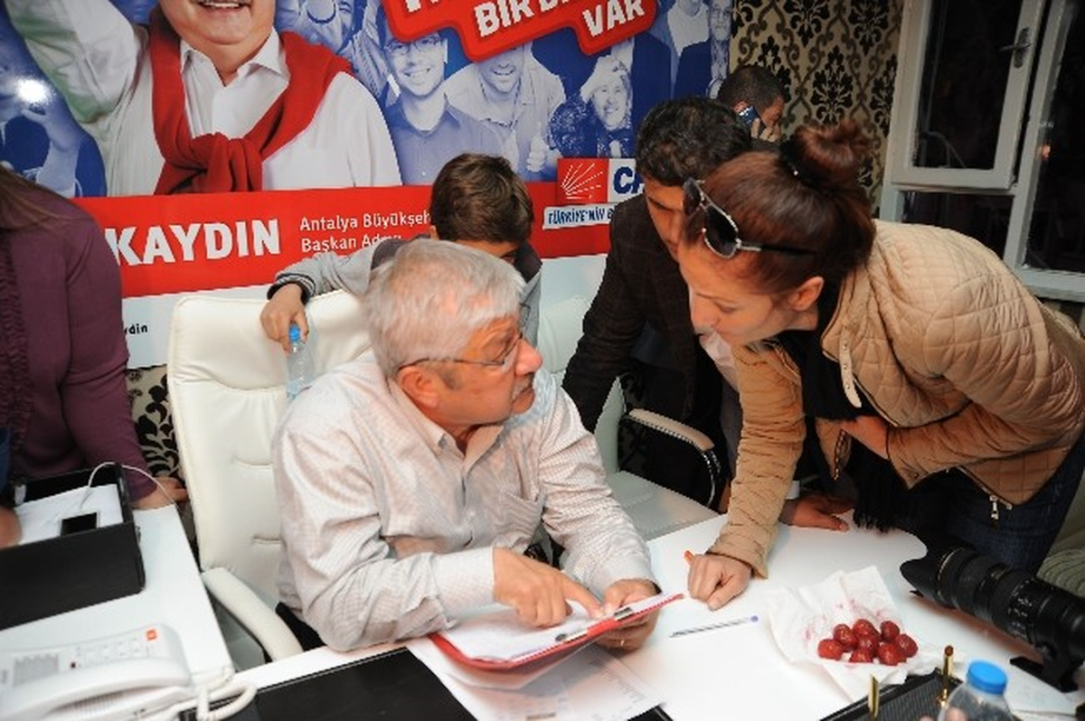 CHP Antalya Başkan Adayı Akaydın: "Biz 4 Puan Öndeyiz"