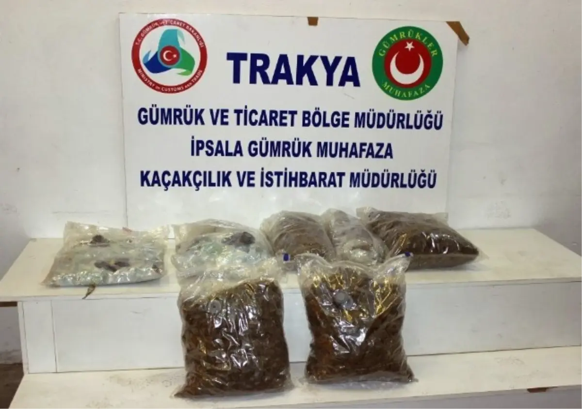 Türkiye\'ye Girerken 21 Kilo Esrarla Yakalandı