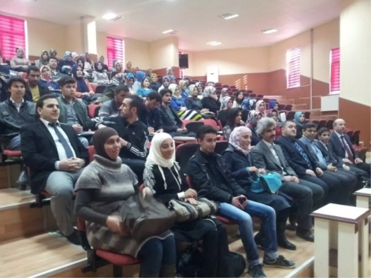 Üniversitede \'Arapça\' Seminerleri Devam Ediyor