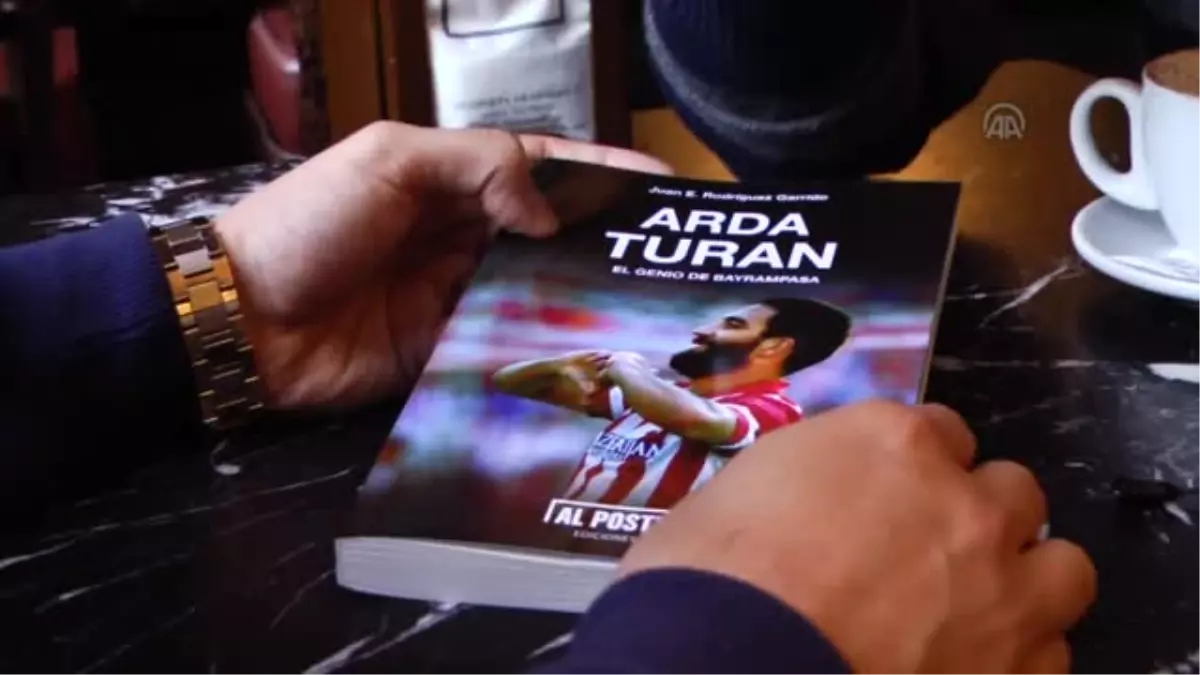 Arda Turan\'ın futbol hayatı kitap oldu -