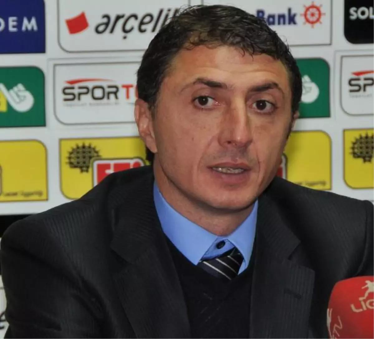 Kasımpaşa Teknik Direktörü Arveladze: "Zor Bir Dönem Geçirdik"