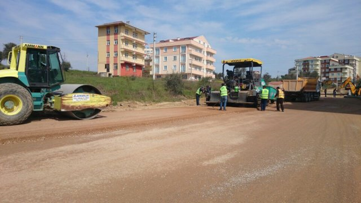 Barış\'a Pırıl Pırıl Asfalt
