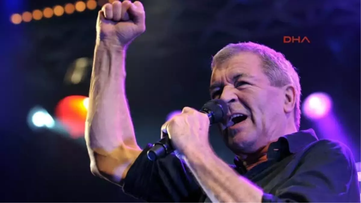 Deep Purple\'ın Solistinden Kıbrıs Ydü Konseriyle İlgili Mektup: \'Barış Kalplerinizle Olsun?