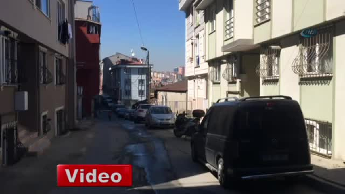 Kızını Erkek Arkadaşıyla Görünce Çılgına Döndü