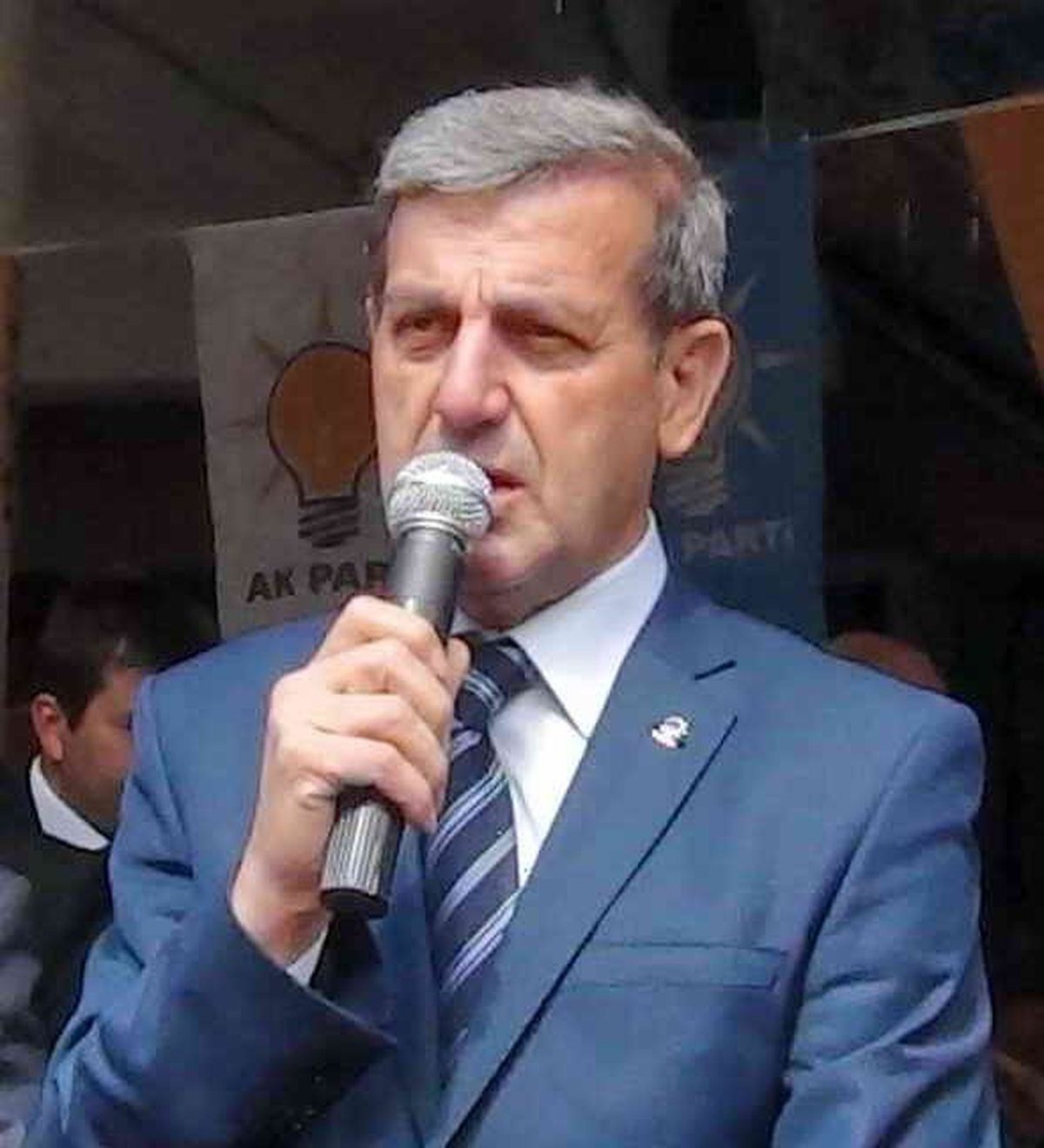 Simav\'da 15 Kişilik Belediye Meclisinin 11\'ini AK Parti Adayları Kazandı
