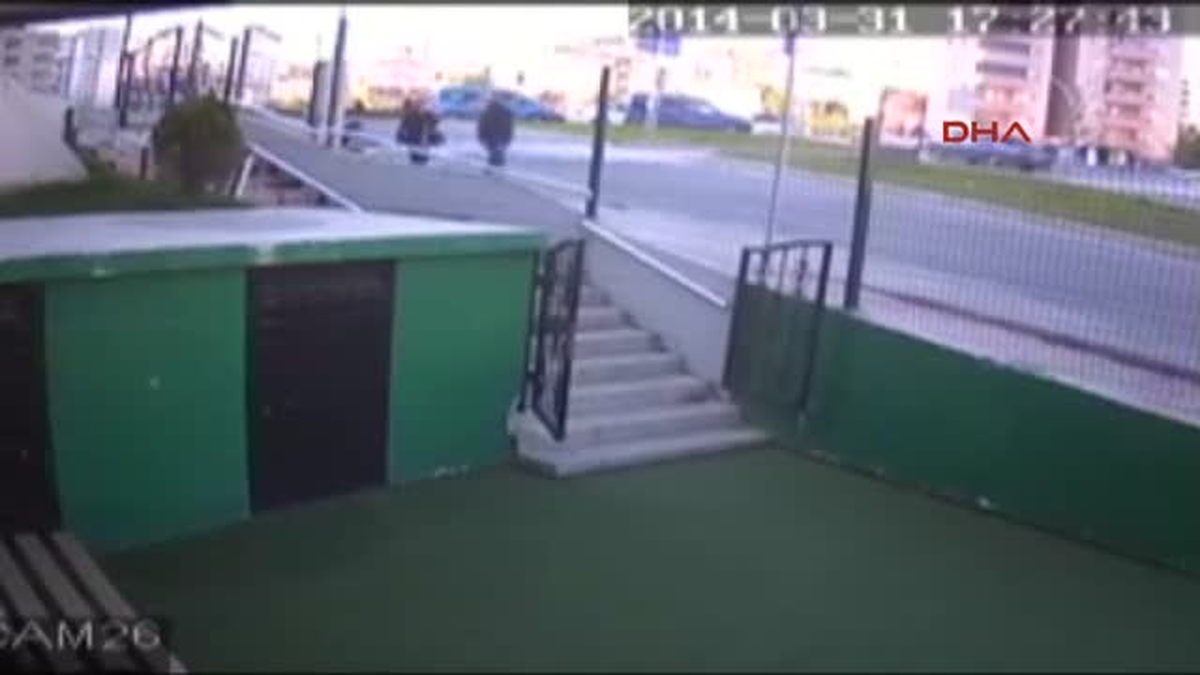 Sokak Ortasında Silahlı Kavga 1 Yaralı