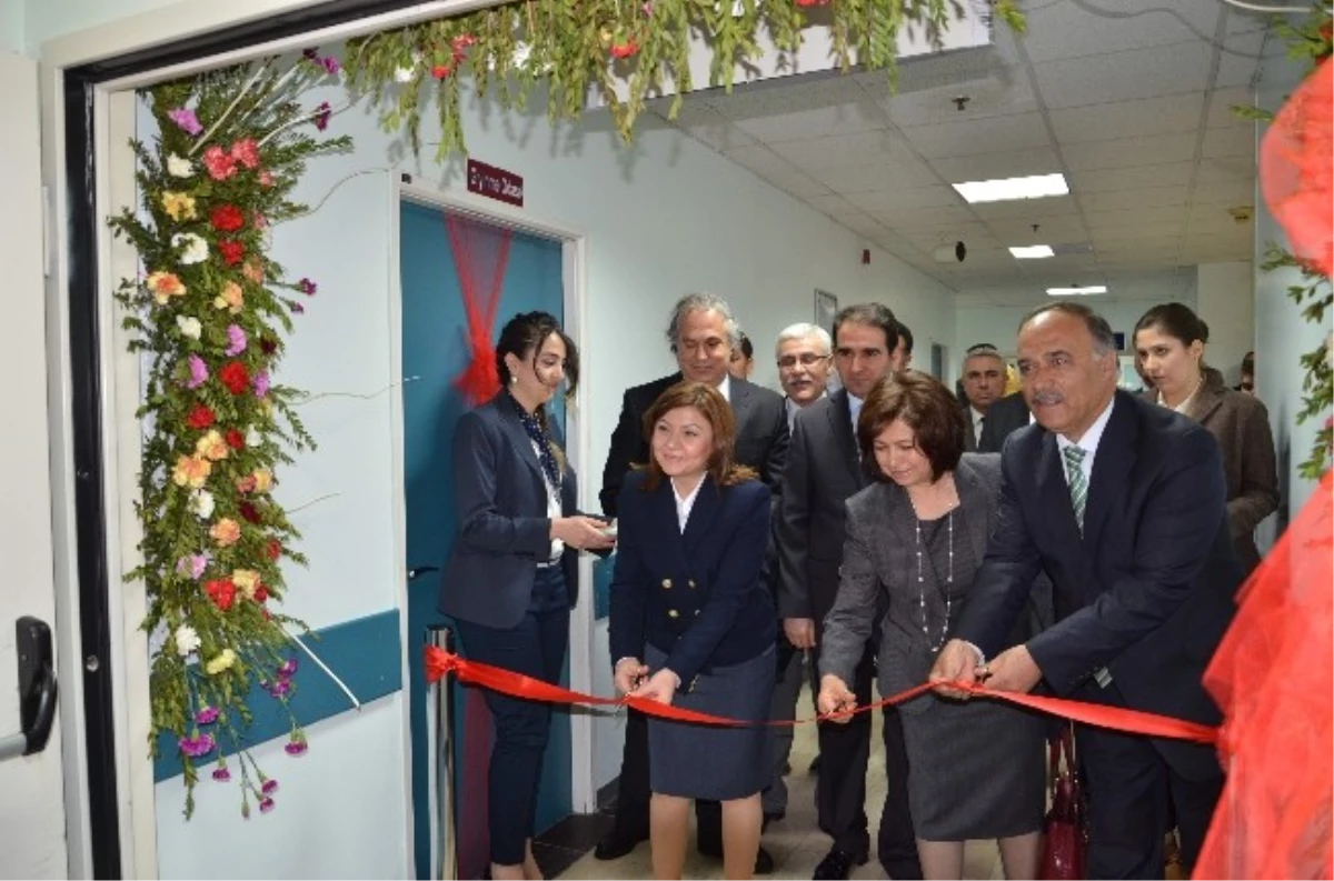 Turgut Özal Tıp Merkezi\'nde Yenilenen Üniteler Hizmete Açıldı
