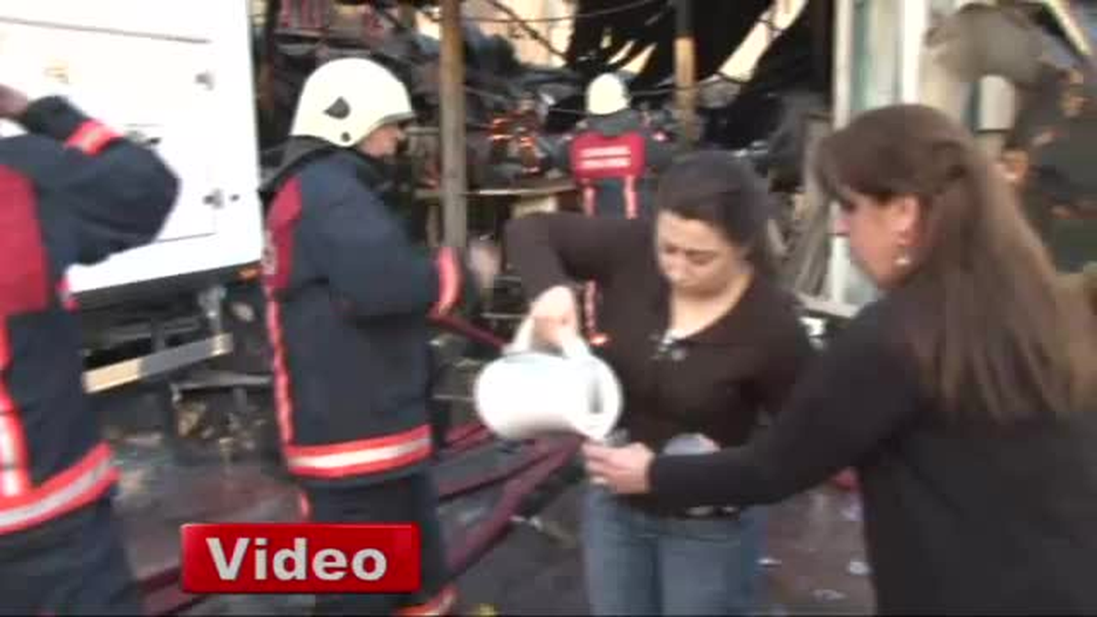 Tuzla\'da Fabrika Yangını