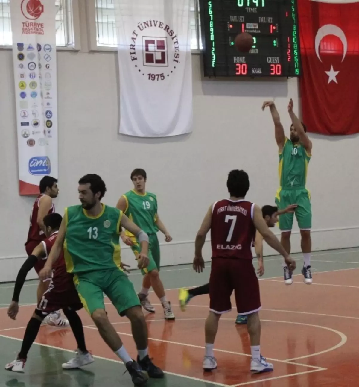 Fırat Üniversitesi-İstanbul Üniversitesi: 86-81