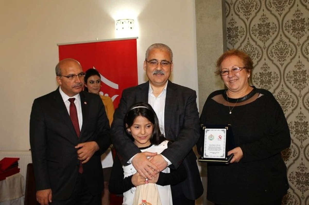 Vali Güvençer Koruyucu Aile ve Çocuklarla Bir Araya Geldi