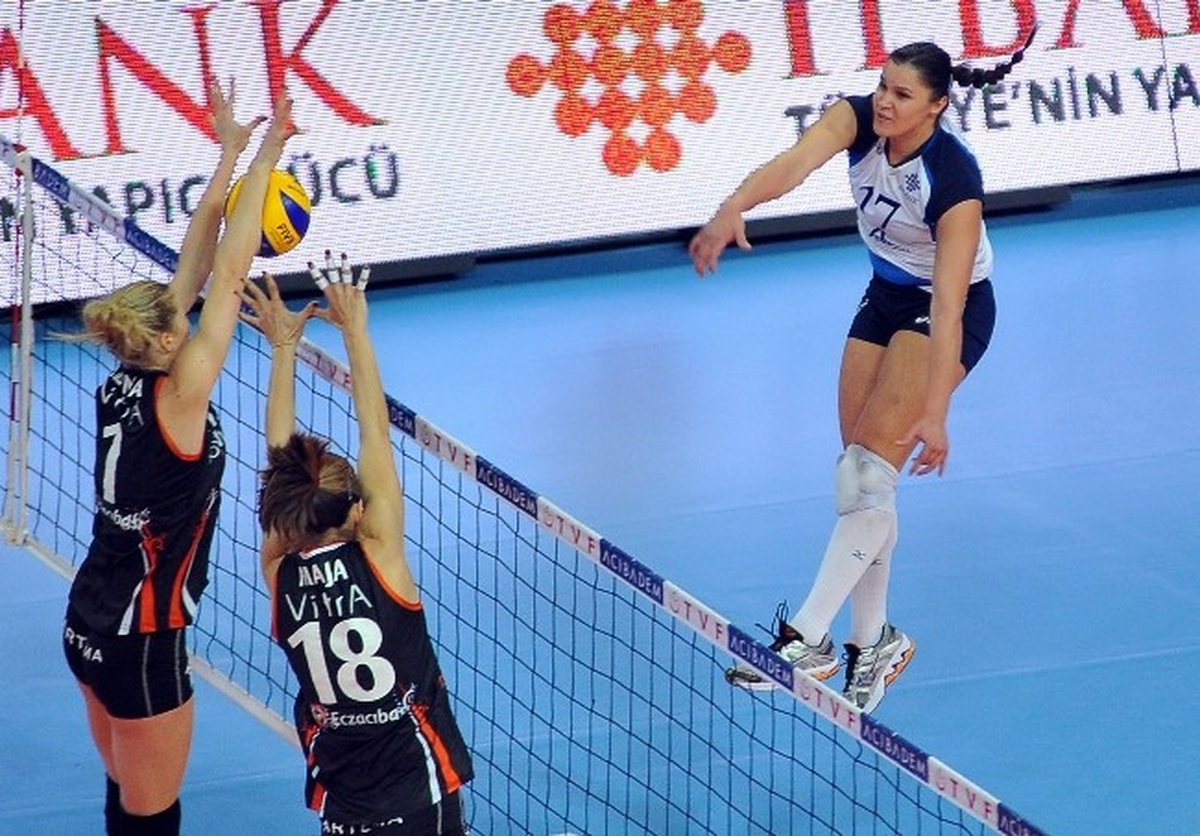 Eczacıbaşı Vitra- İllbank: 3-0