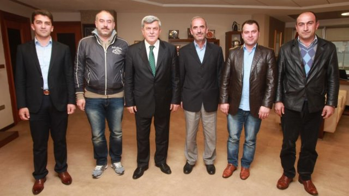 Başkan Karaosmanoğlu Tebrikleri Kabul Ediyor