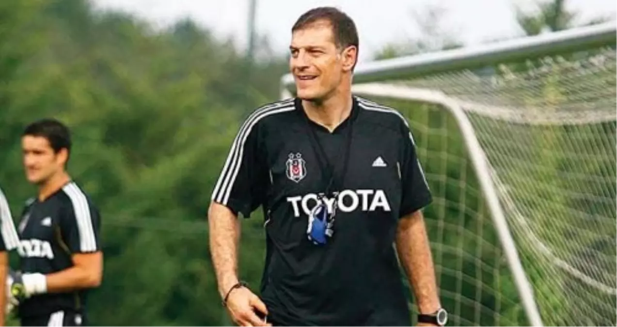 Beşiktaş Antrenmanına Slaven Bılıc Damgası