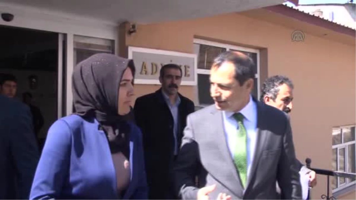 Bitlis Belediye Başkanı Olan, mazbatasını aldı