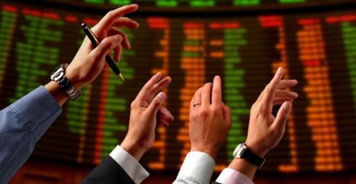 Borsa İlk Seansta 71 Bin Puanı Aştı