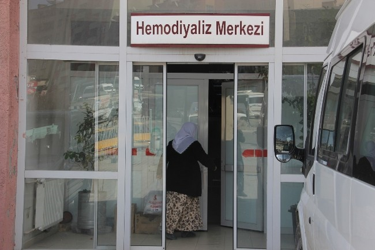Diyaliz Hastaları Doktor Bekliyor