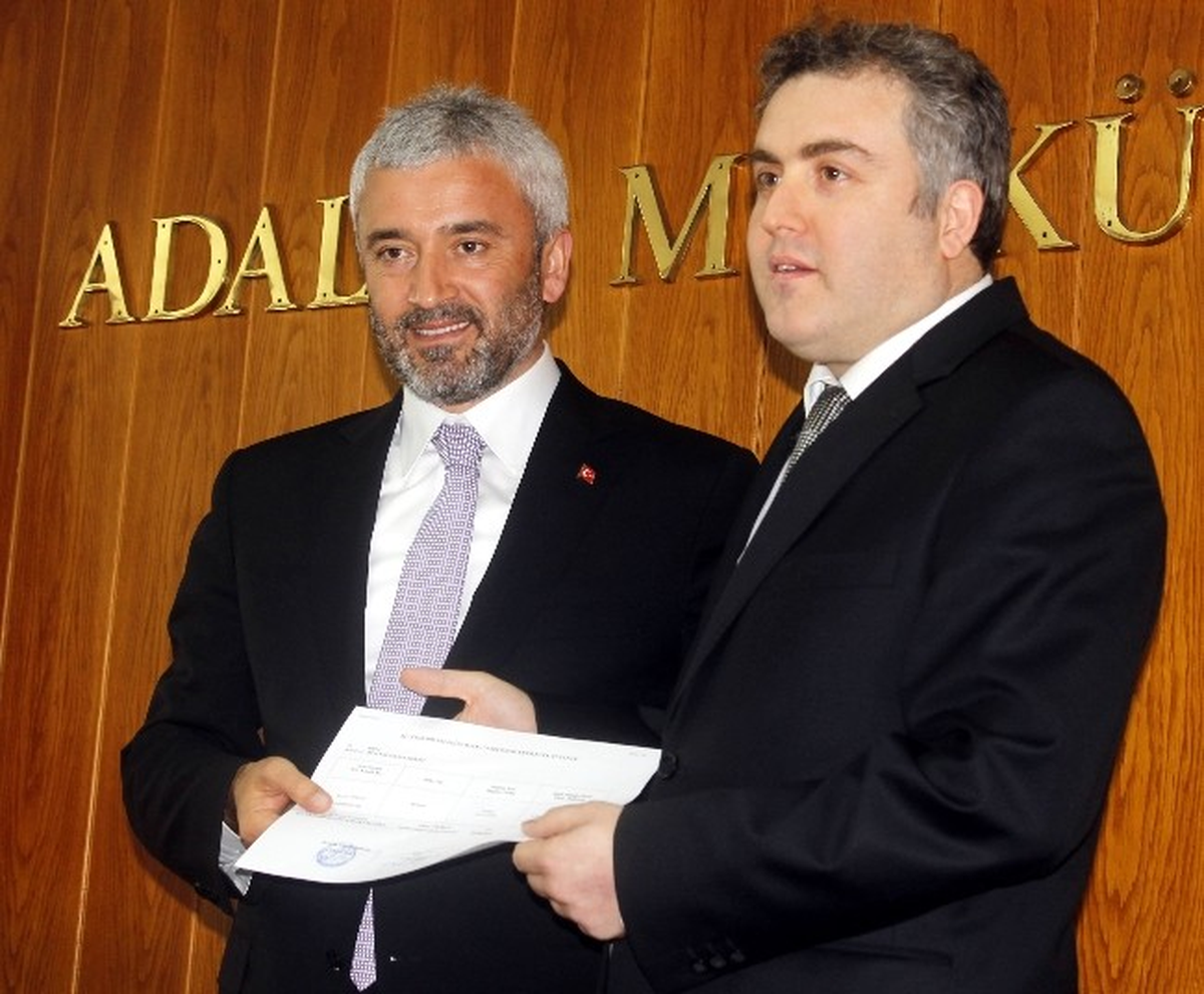 Enver Yılmaz, Mazbatasını Aldı