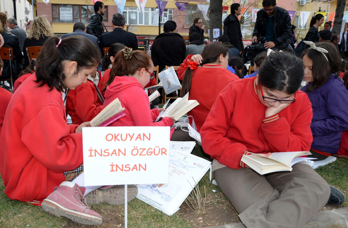 Eskişehir\'de Kitap Okuma Etkinliği