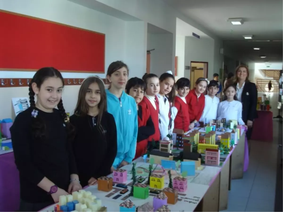 GKV\'lilerden Bizim Evimiz-Bizim Mahallemiz Maket Sergisi