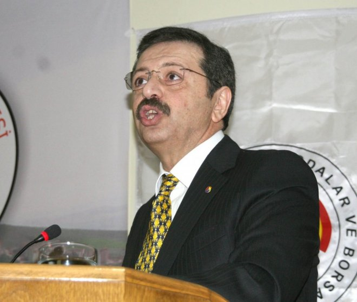 Hisarcıklıoğlu, İslam Ülkelerini Dünya Ekonomisindeki Yeni Eğilimler Konusunda Uyardı