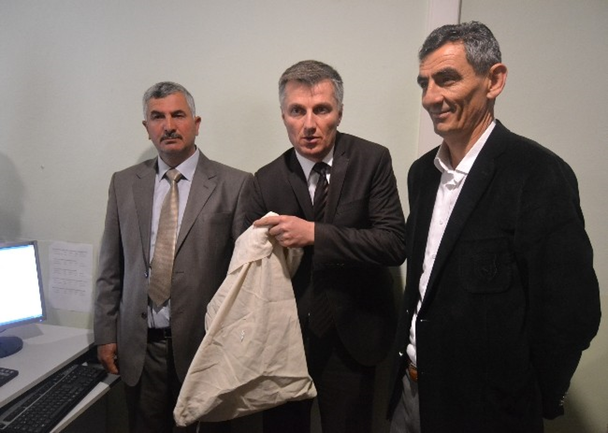 Kura ile Muhtar Oldu