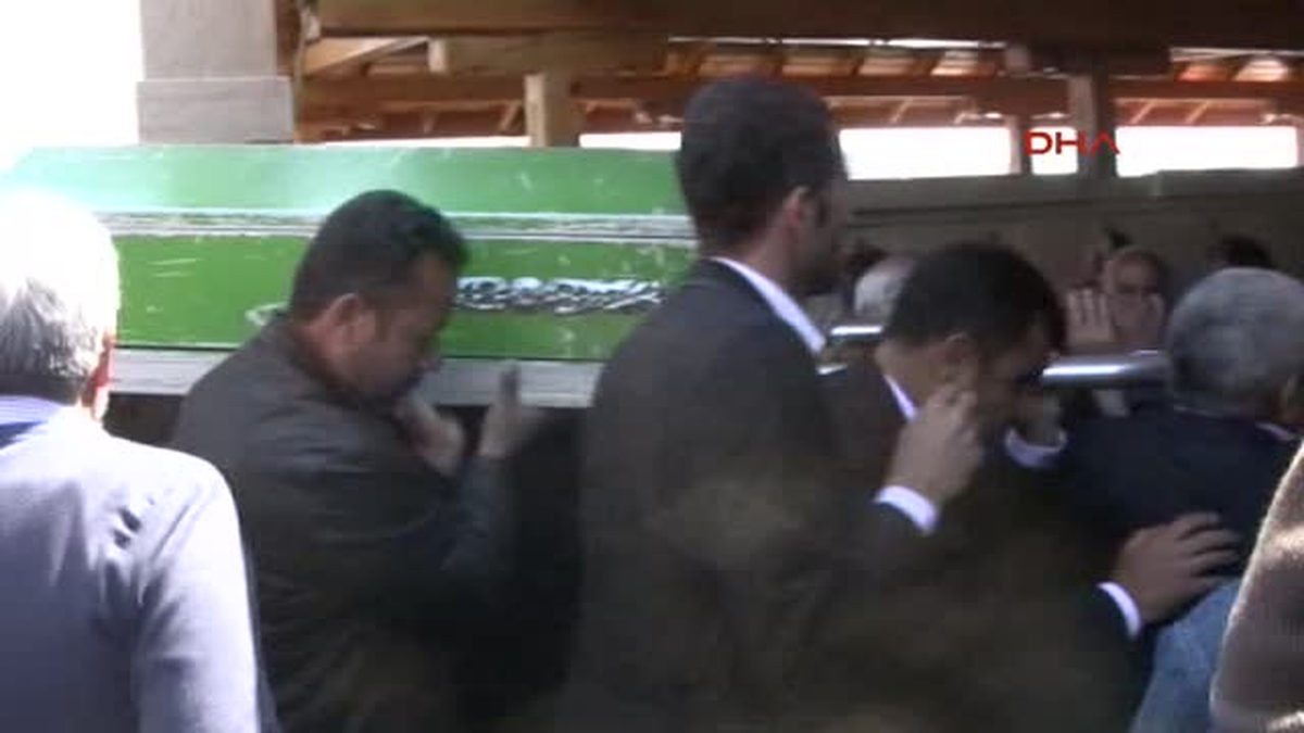 Muhtar, Mazbatasını Alamadan Kalbine Yenildi
