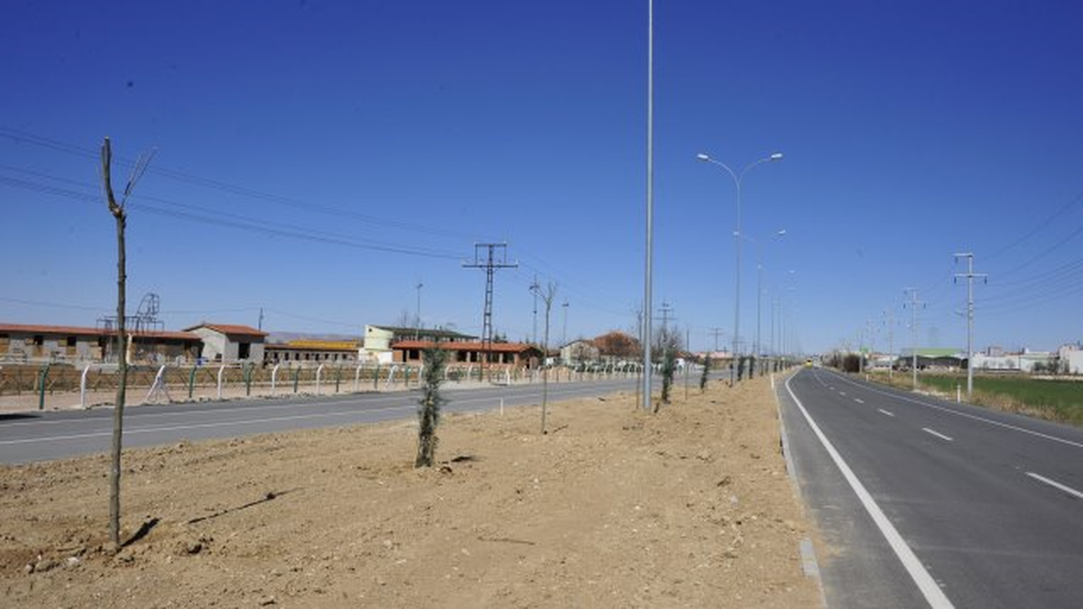 Parola "Yemyeşil Bir Karaman"