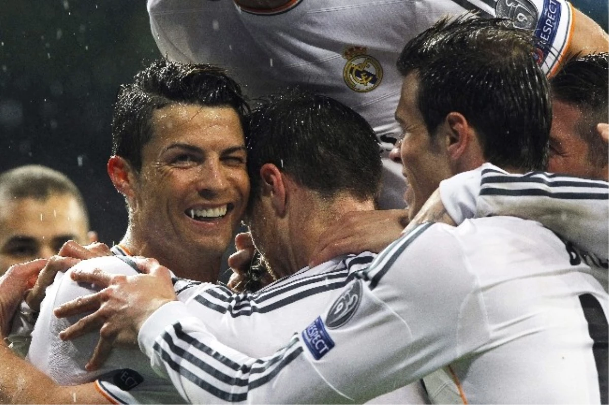 Real Madrid Devler Ligi\'nde Yarı Final Kapısını Araladı