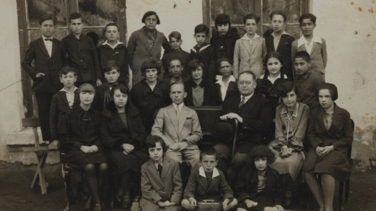 Sakın Şaşırma: Orhan Veli 100 Yaşında