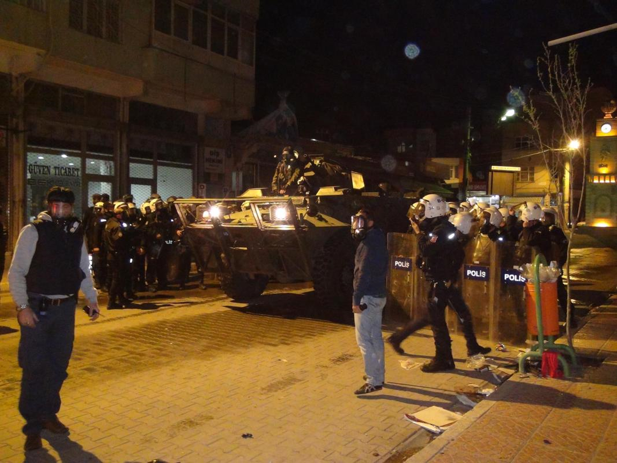 Viranşehir\'de 10 Kişi Gözaltına Alındı