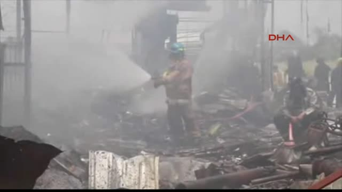 Tayland\'da Tarihi Bomba Patladı 7 Ölü