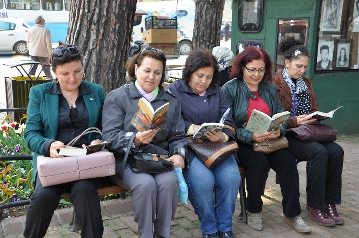 Tekirdağ 7\'den 70\'e Kitap Okudu