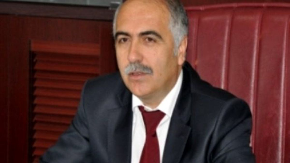 Vali Karahan\'dan Başkan Aksuya Tebrik Ziyareti