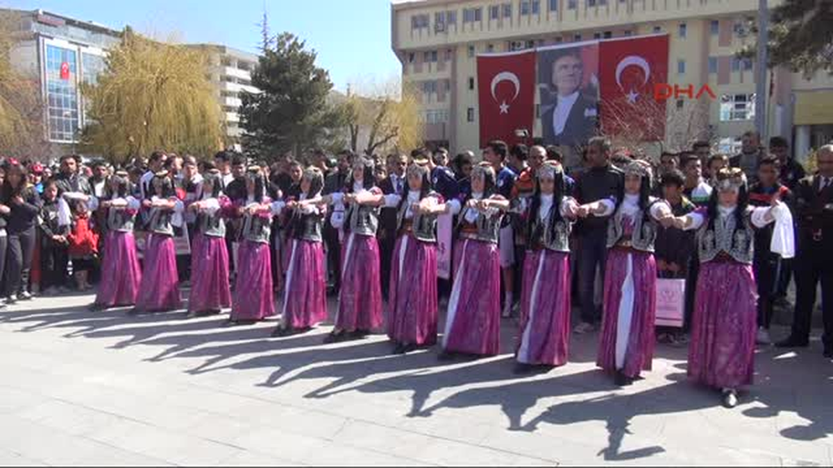 Van\'ın Kurtuluşu Törenlerle Kutlandı