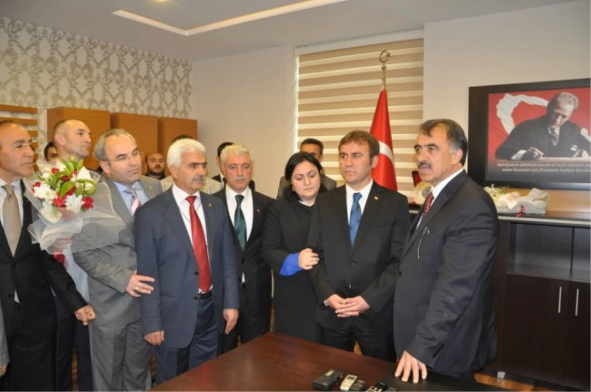 Yeni Belediye Başkanı Ercan Çimen Göreve Başladı