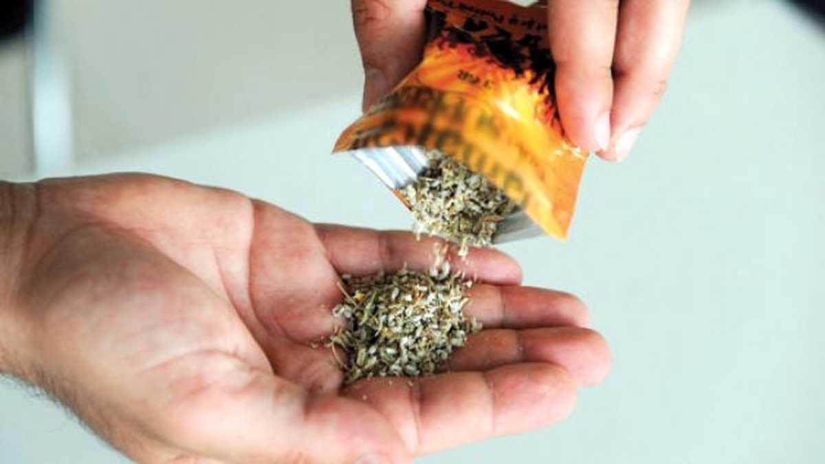 13 Yaşındaki Çocuğun Üzerinden 70 Gram Bonzaı Hap Çıktı
