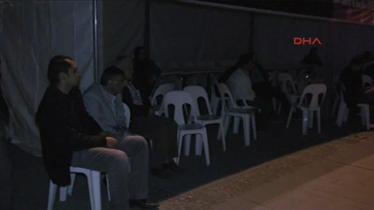 AK Parti\'den Antalya\'da \'Evrak Yakılıyor\' Baskını" Haberine Ek