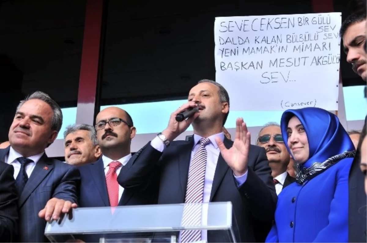 Mamak Belediye Başkanı Akgül\'e Coşkulu Karşılama